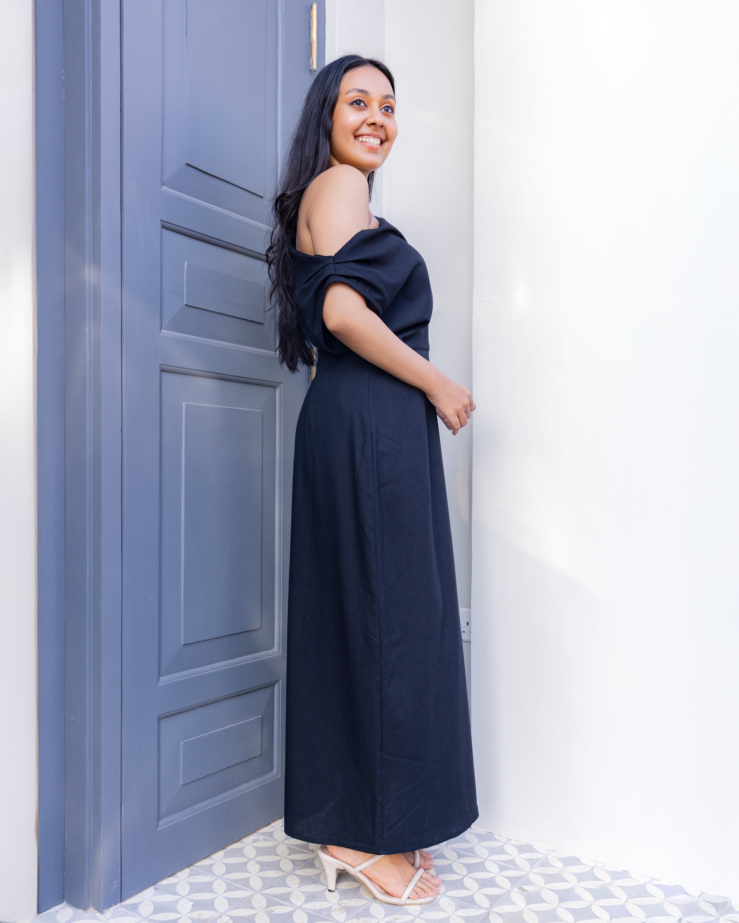 Lilith Off Shoulder Maxi Dress - Black