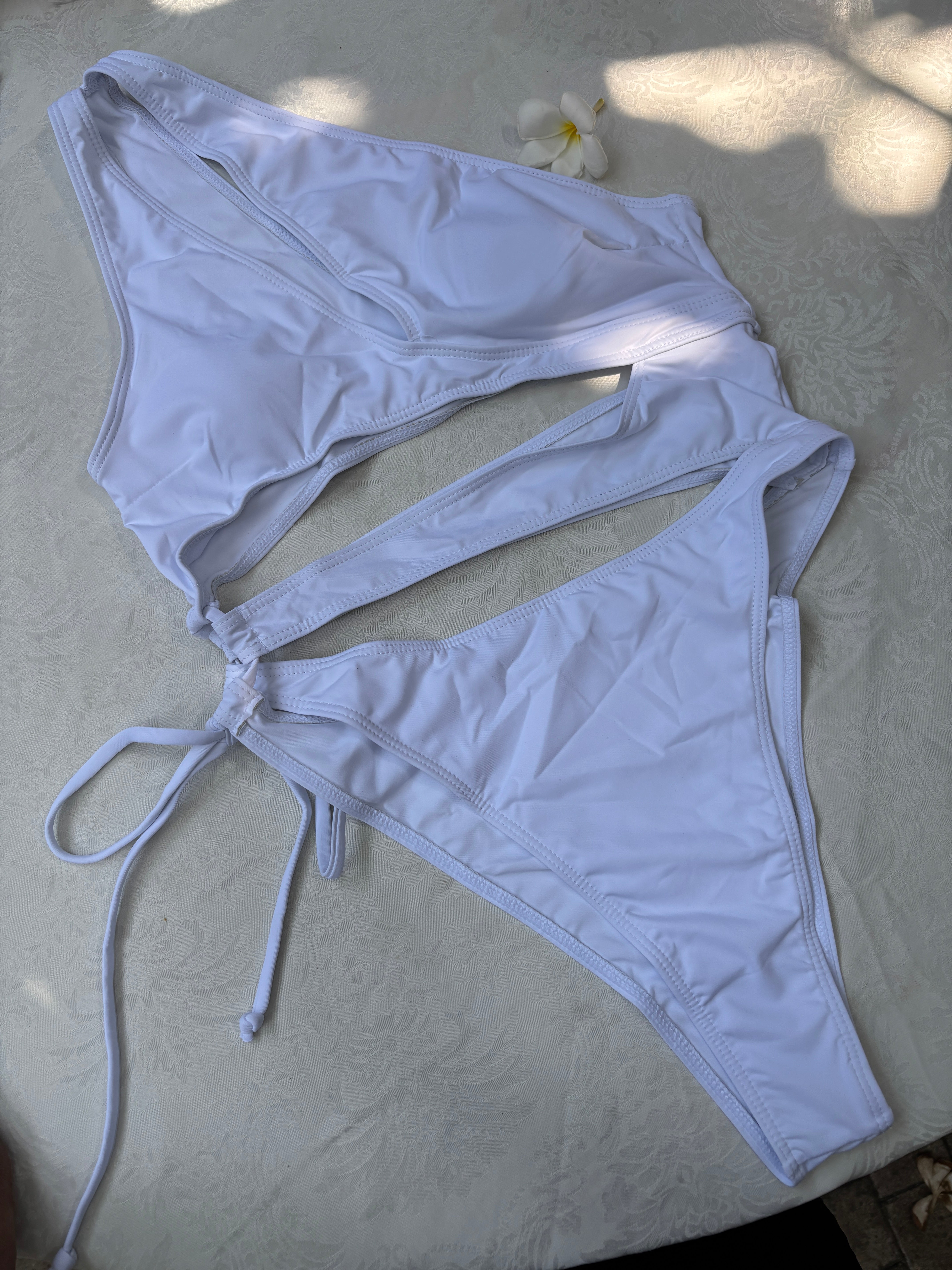One-Shoulder Hollow Swimsuit