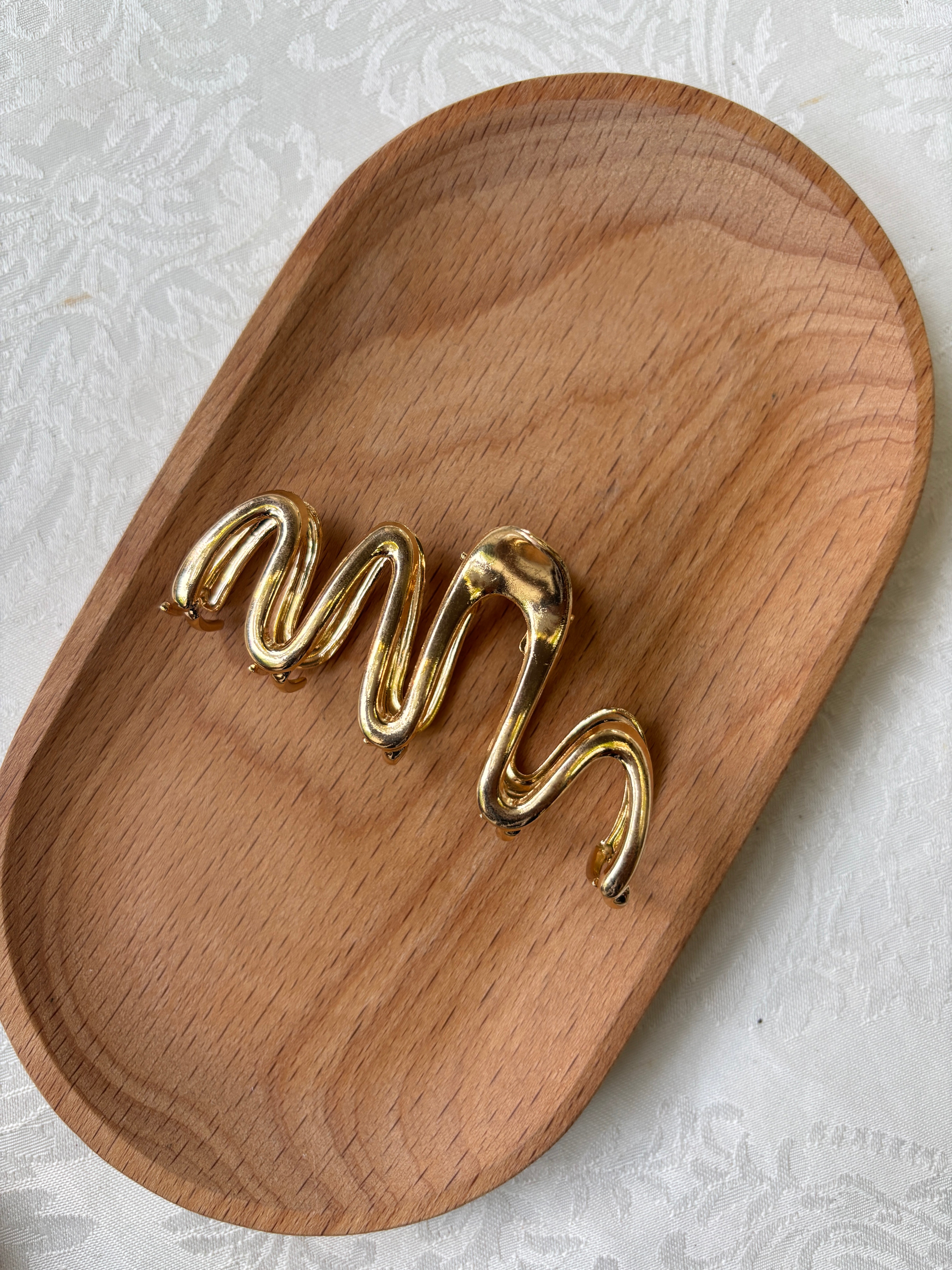 Wave Metal Hair Claw
