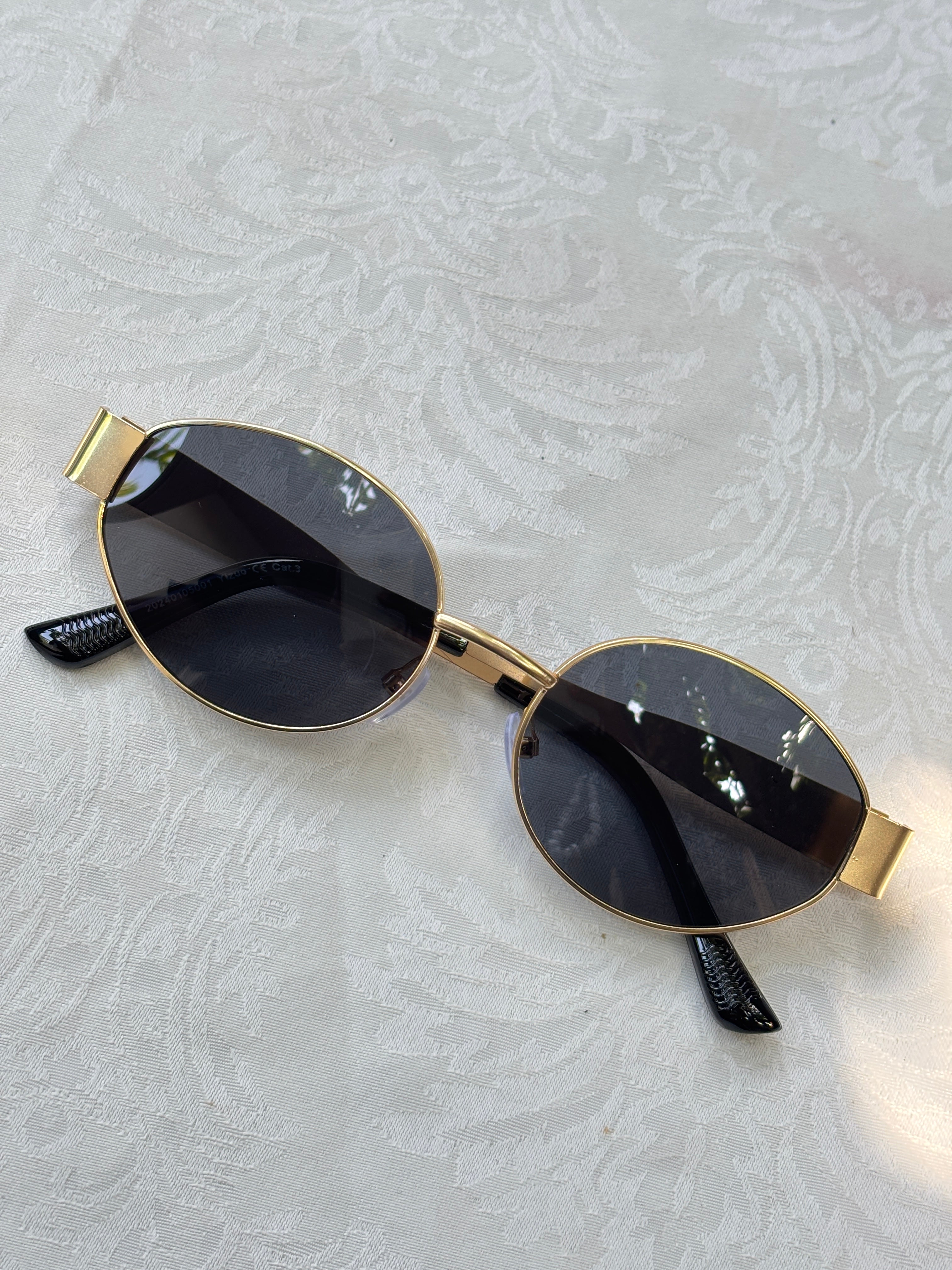 Classic Oval Sunglasses Brown