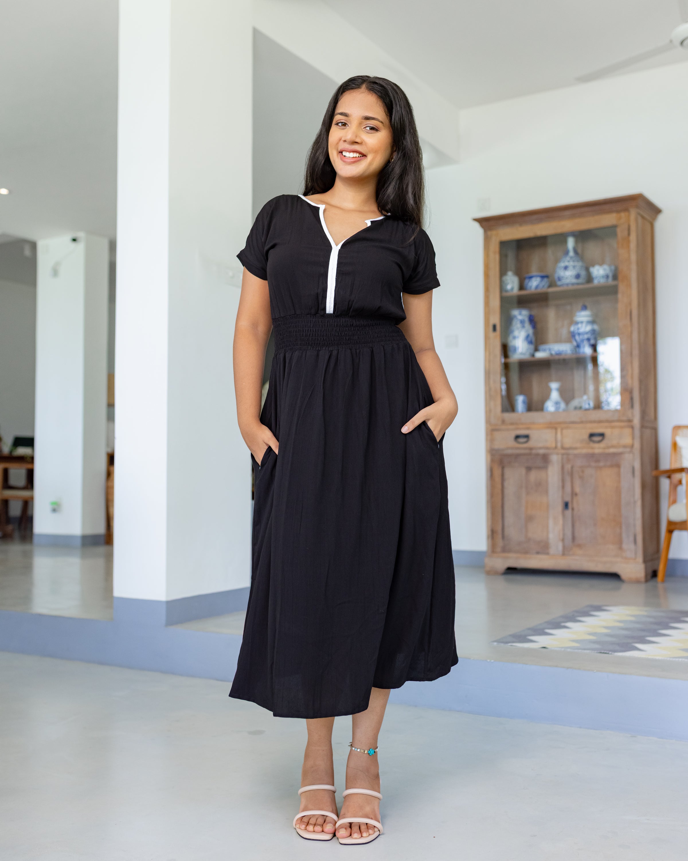 Maria Two toned Midi Dress -Black