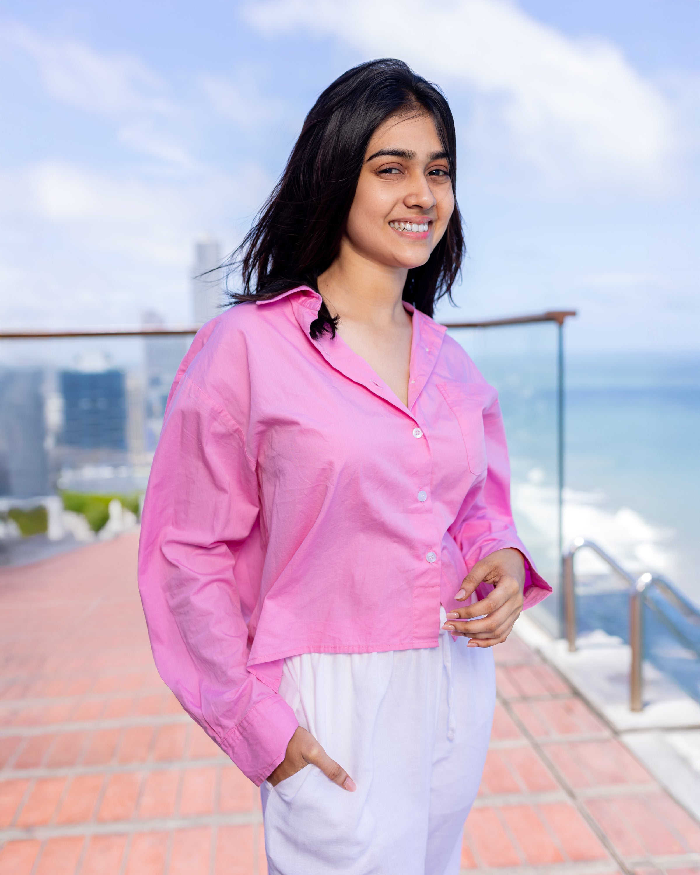 Mei Oversized Cropped Shirt - Pink