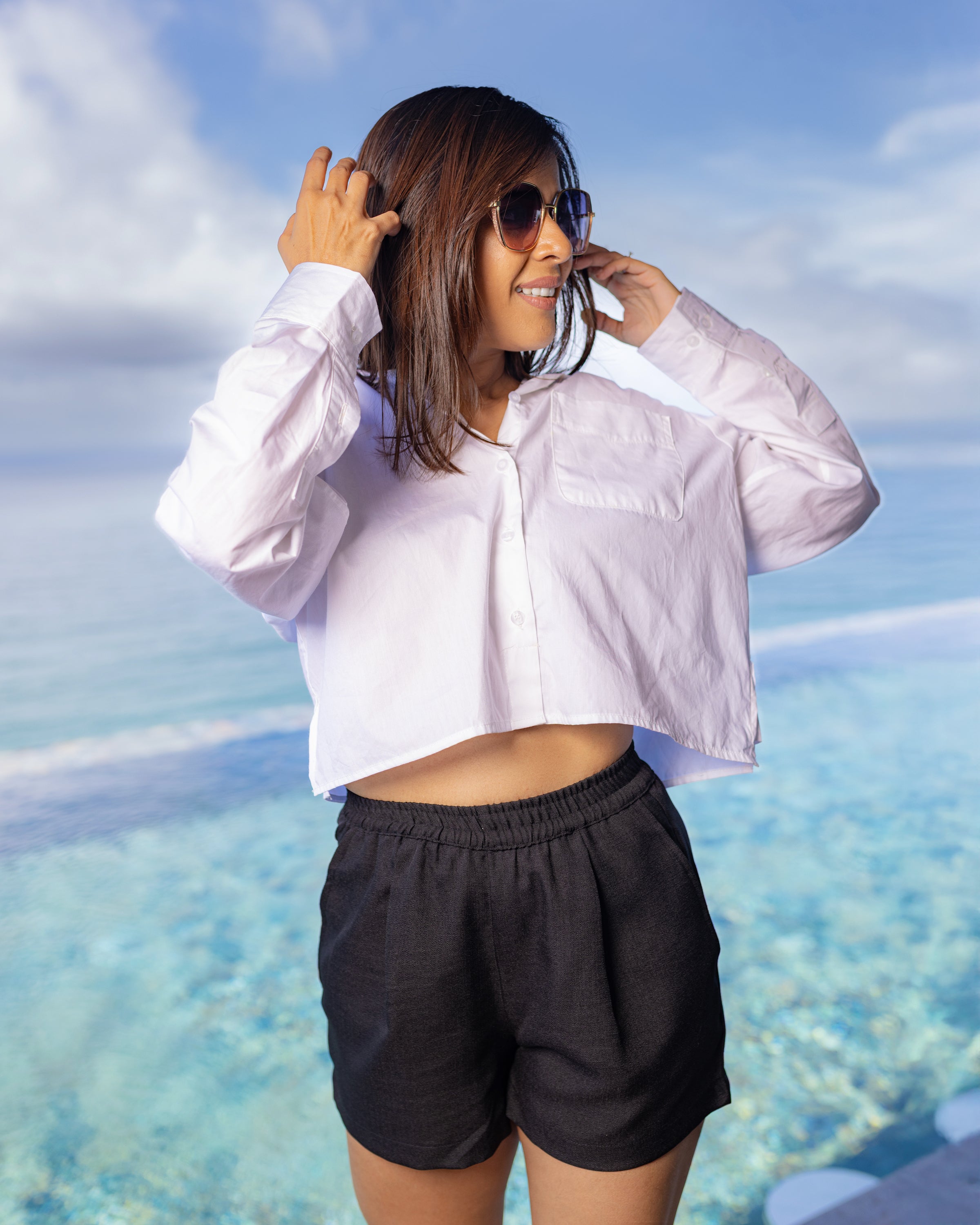 Mei Oversized Cropped Shirt - White