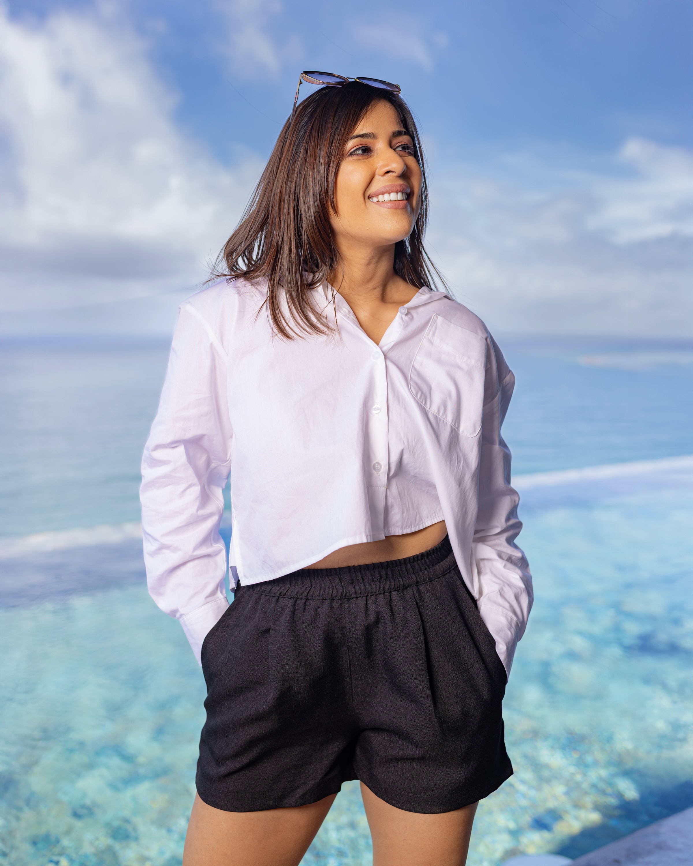 Mei Oversized Cropped Shirt - White