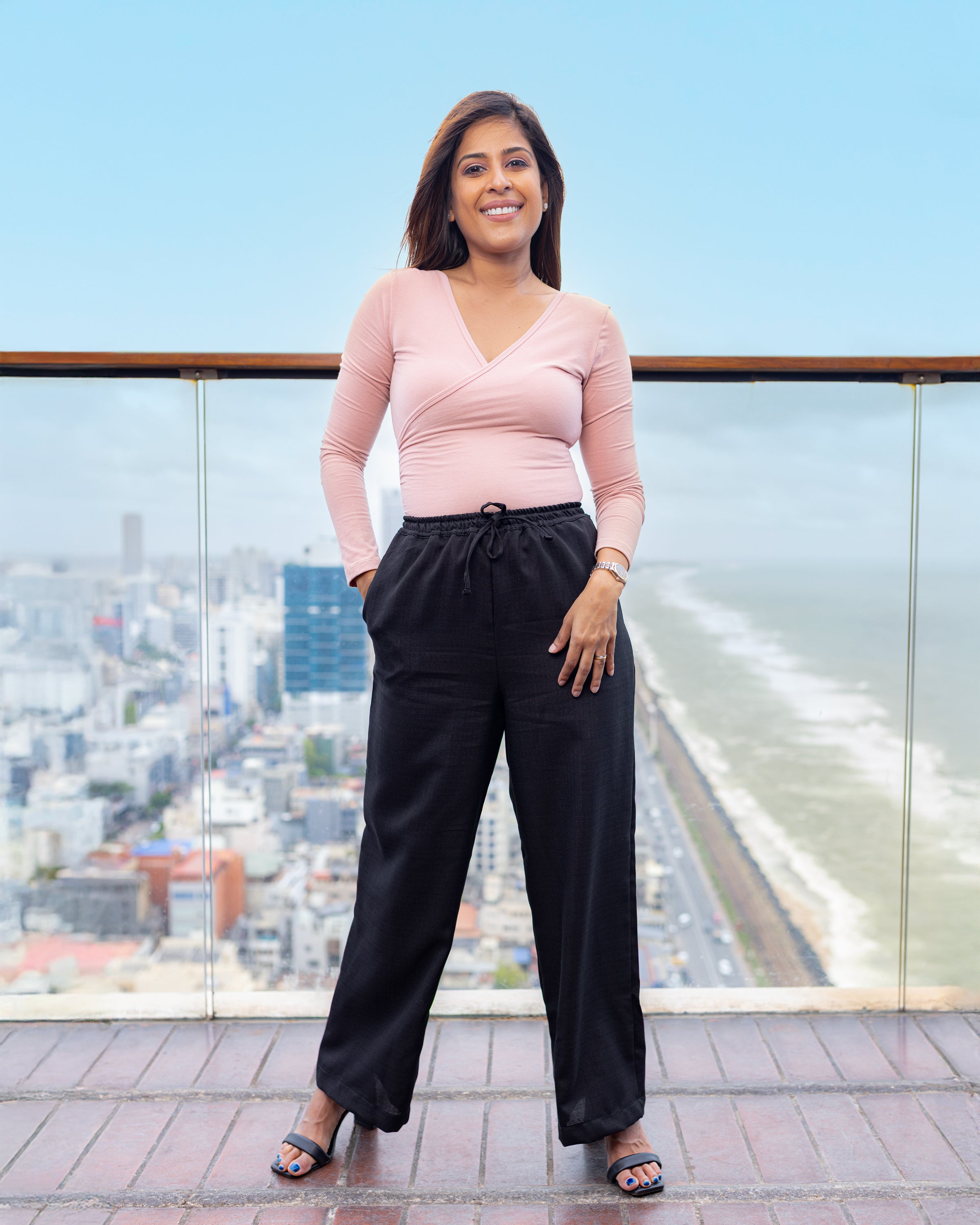 Bonny Pull on Linen Pant - Black