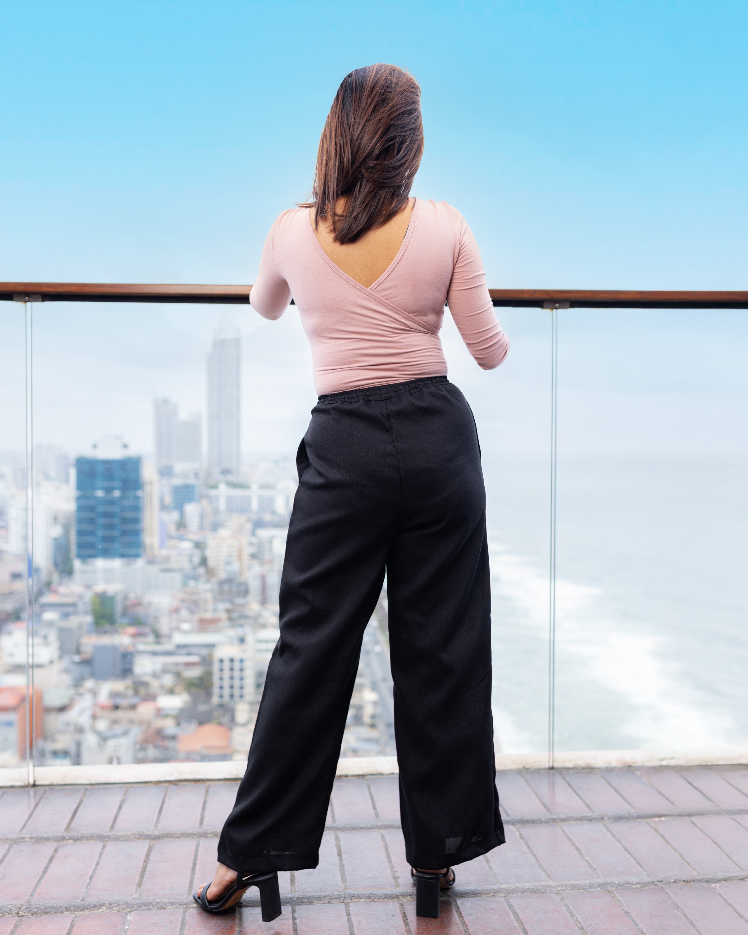 Bonny Pull on Linen Pant - Black