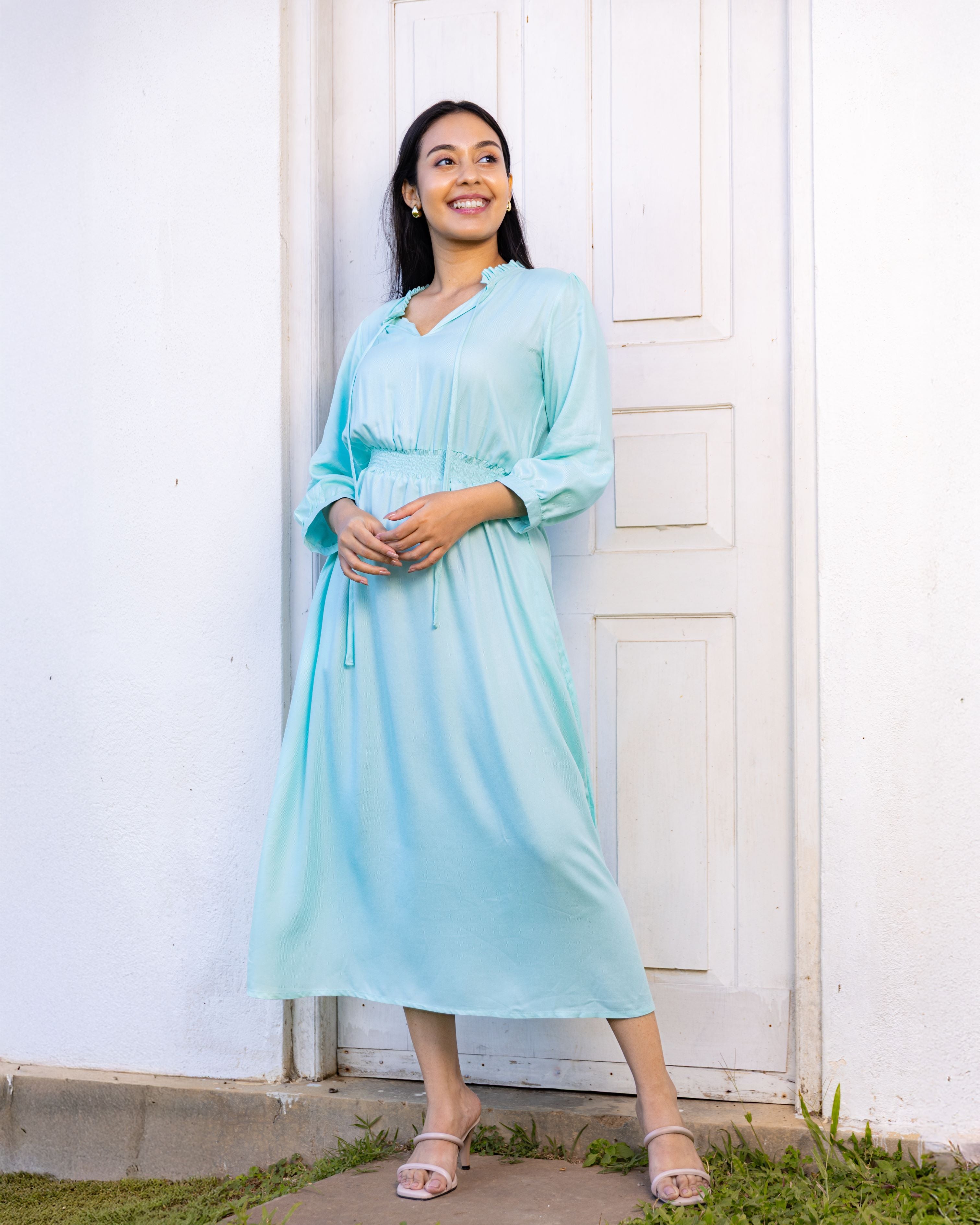 Dolores Smocked  Midi Dress - Blue