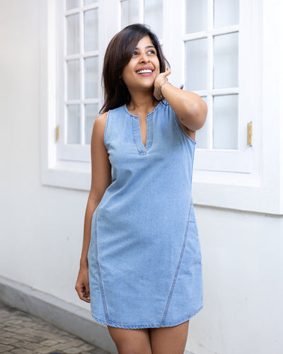 Dakota Denim Dress - Light Wash