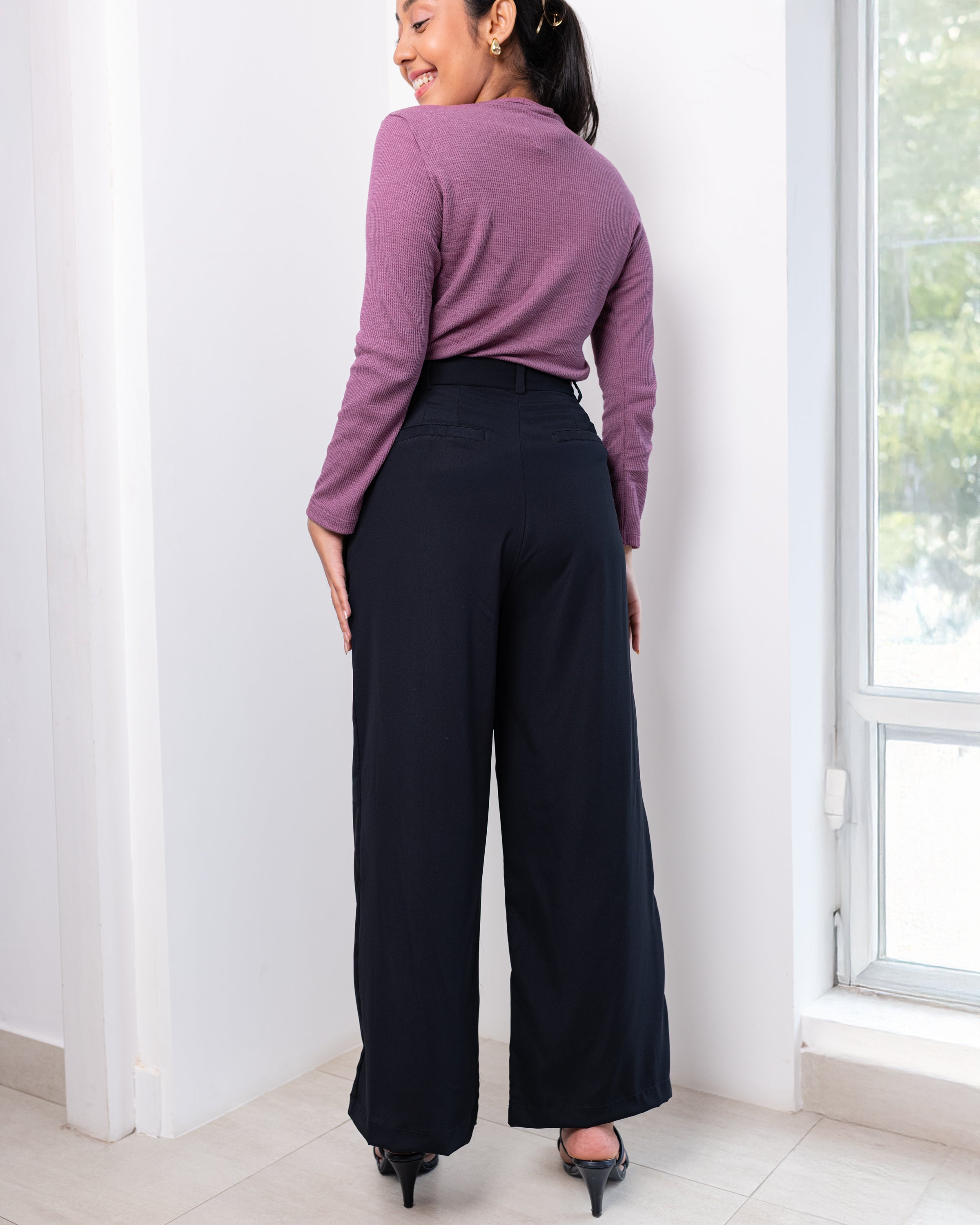 Chloe straight leg pant - Black