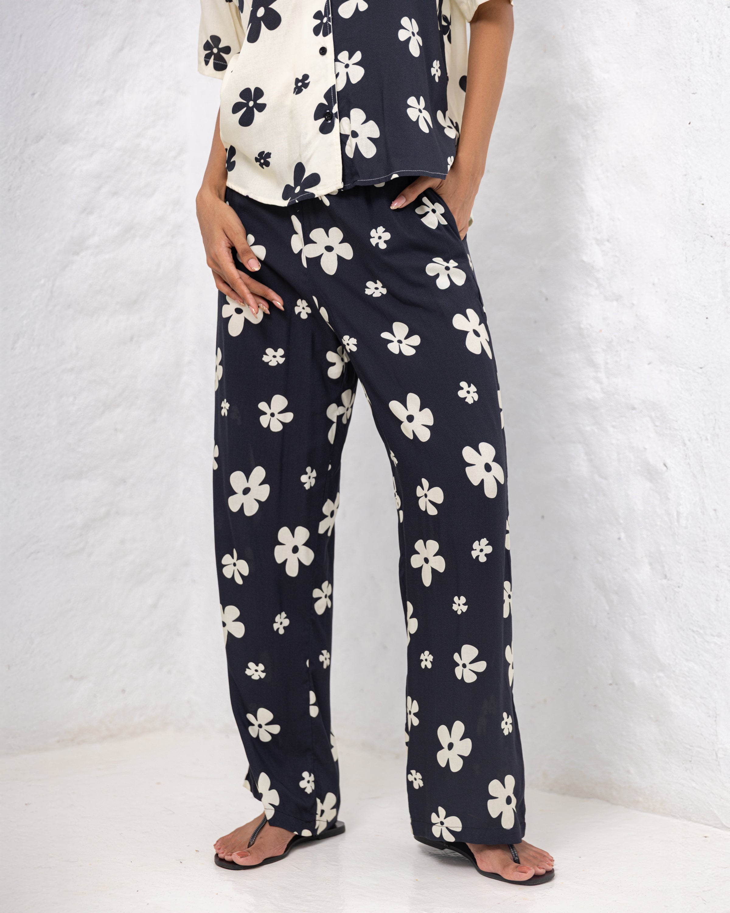 Stacy Floral Printed Straight Cut Pant - Black