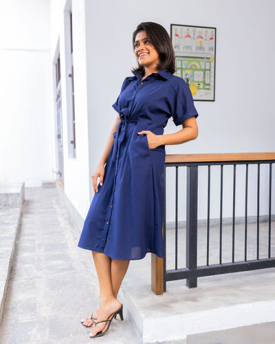 Gal on Fire Midi Dress - Blue