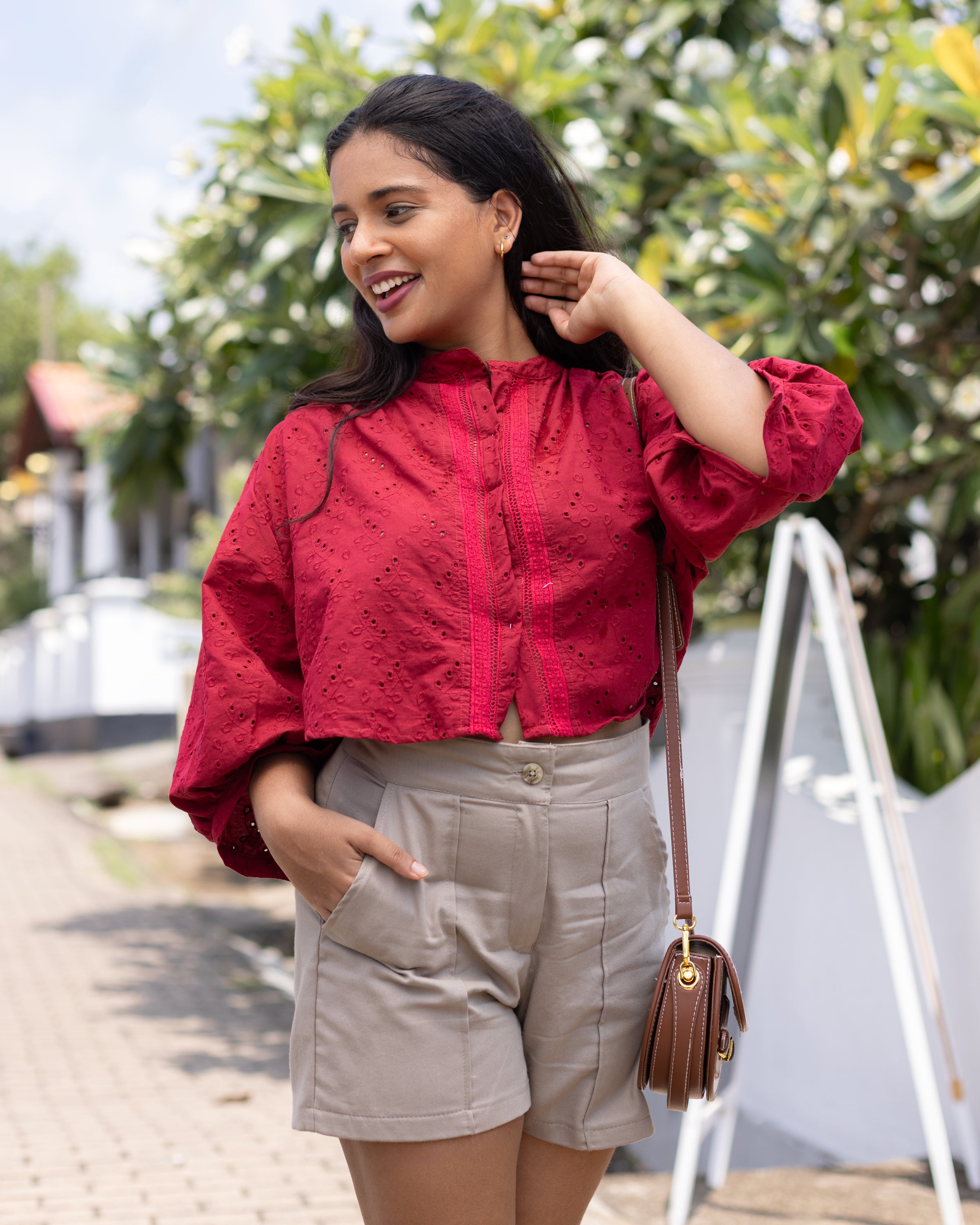 Sonam Cutlon Detailed Oversized Crop Top - Red