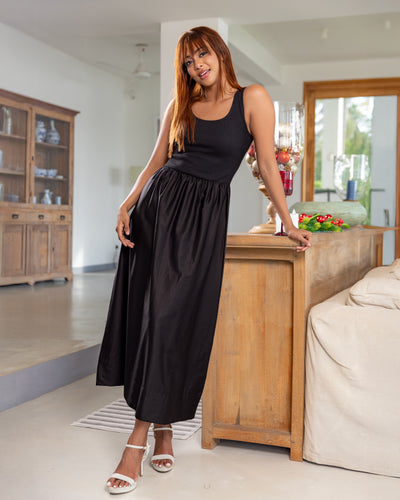 Midnight Carols Dual Wave Maxi Dress- Black