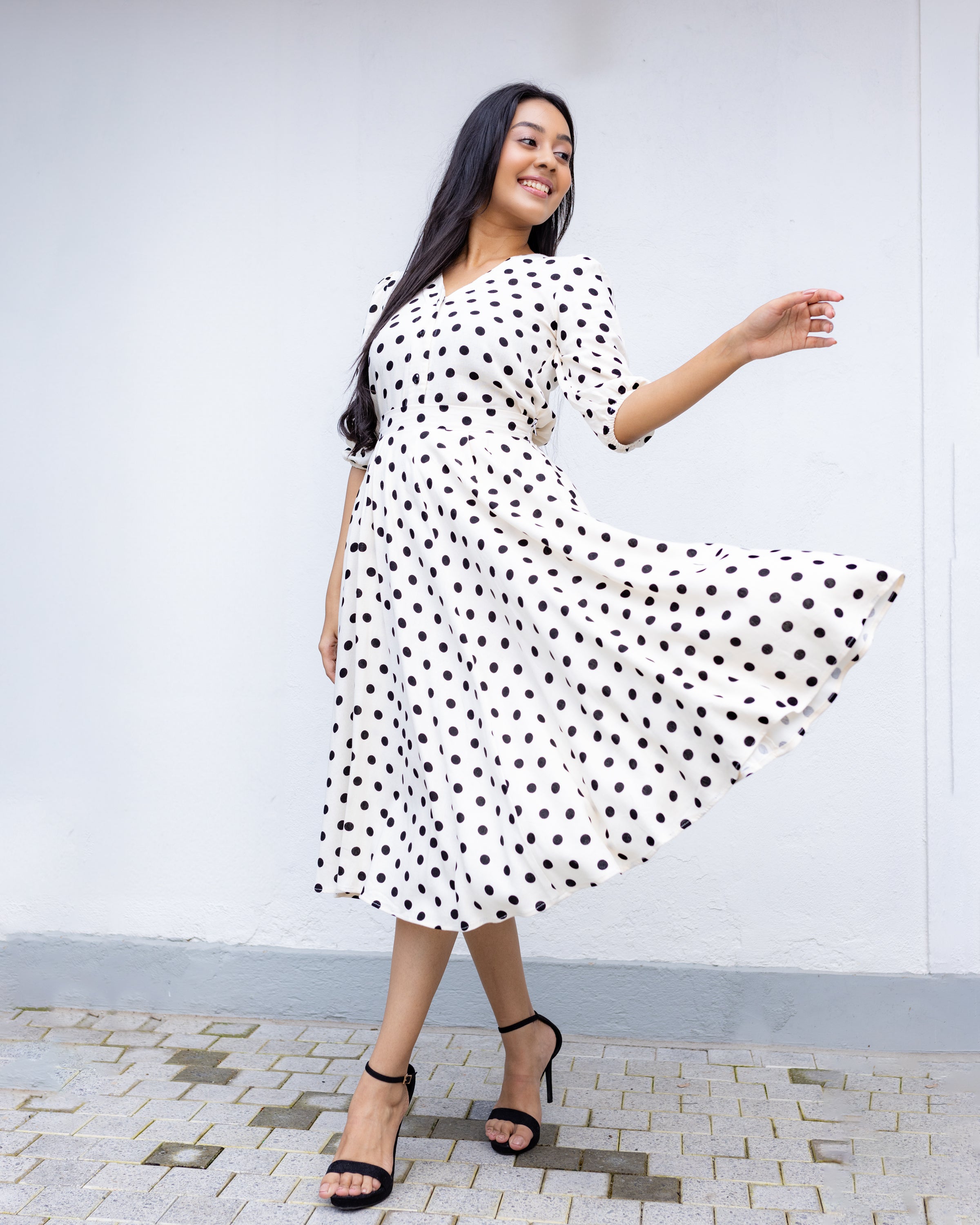 Elizabeth Polka Dotted Linen Skirt- White