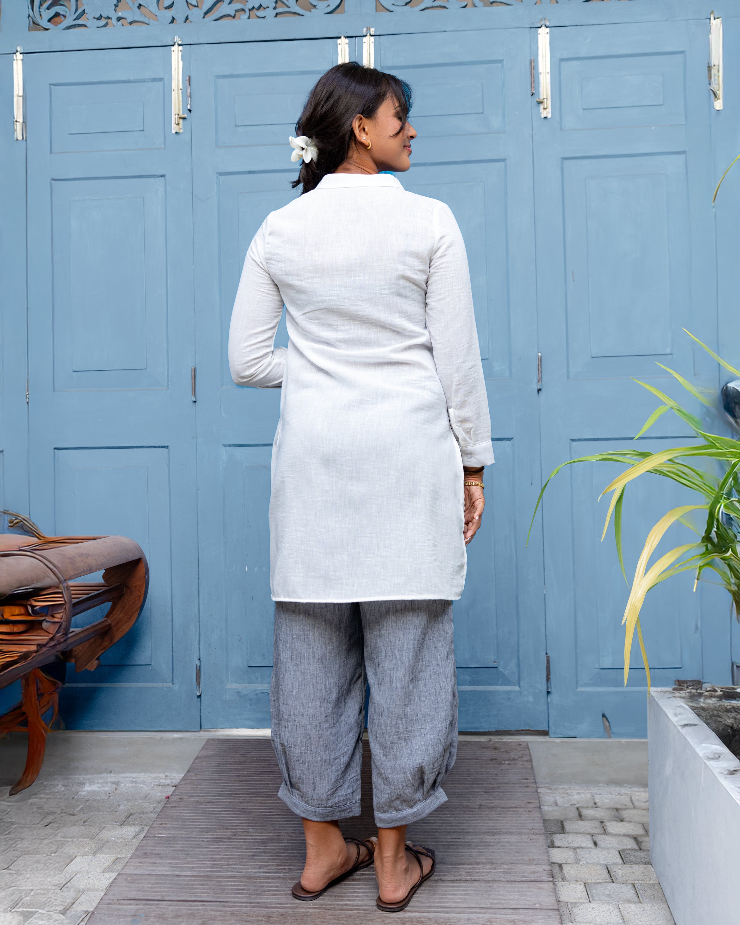 Diya Cotton Tetured Kurthi Top - White