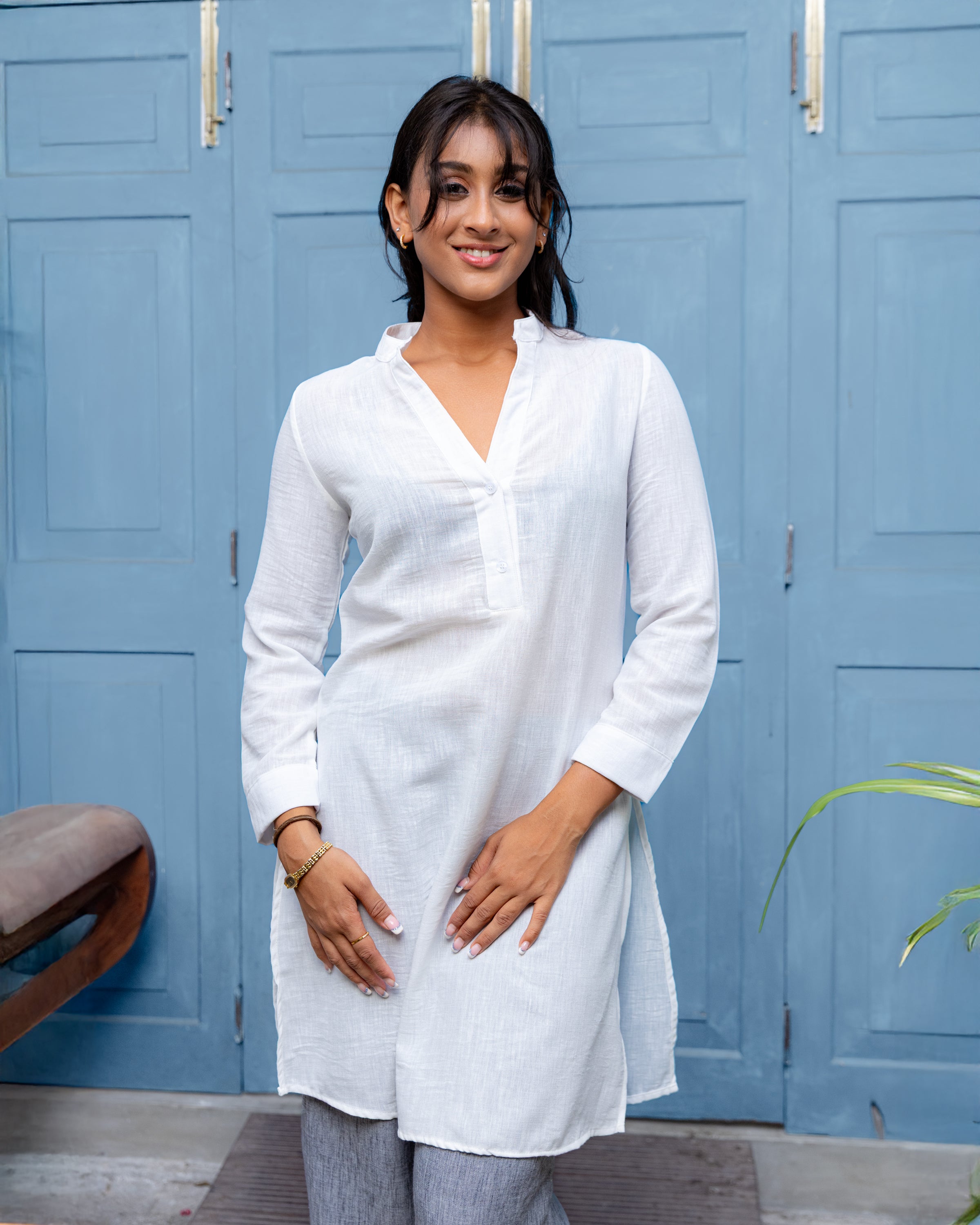 Diya Cotton Tetured Kurthi Top - White