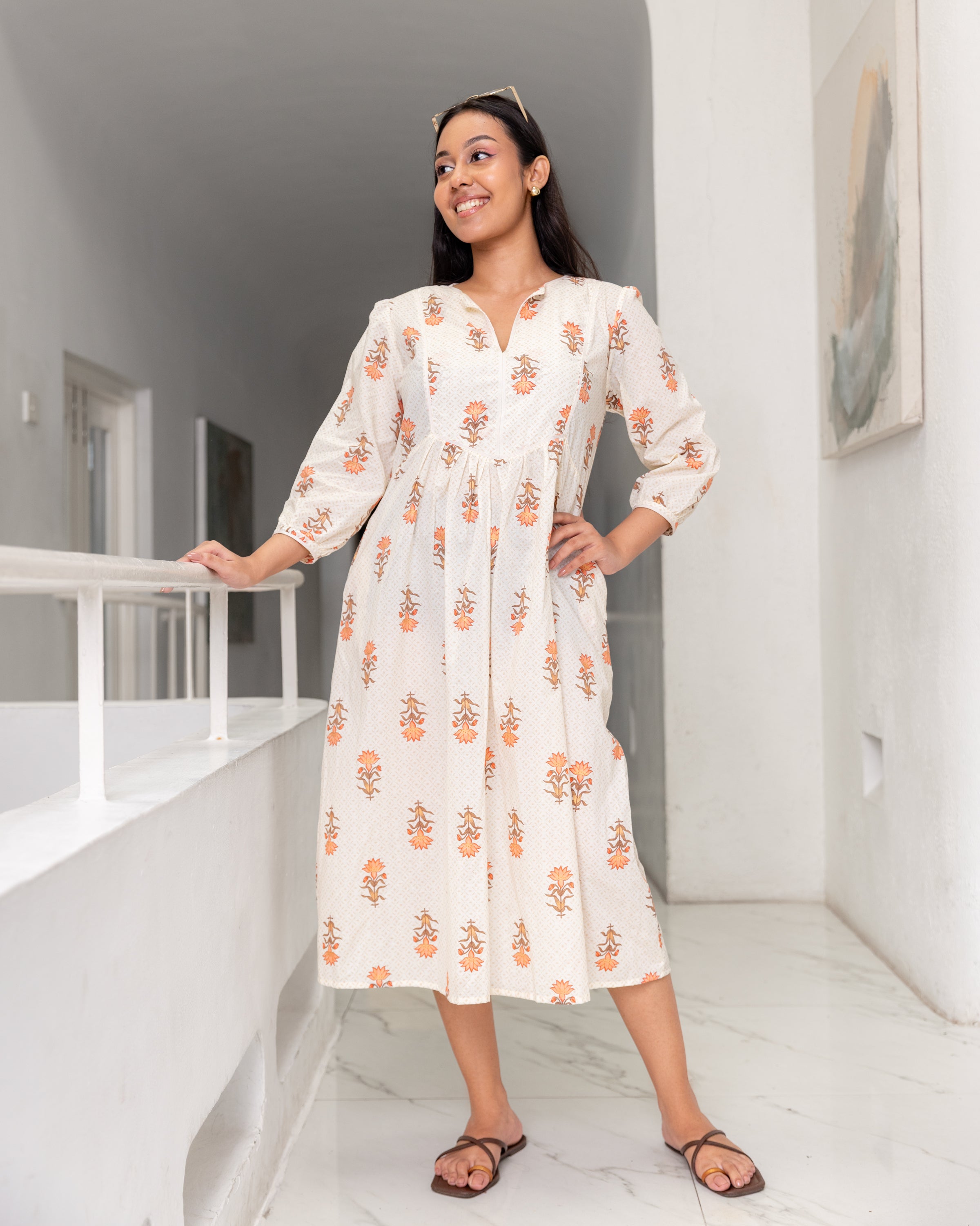 Soniya Kurtha Midi Dress - Beige Printed