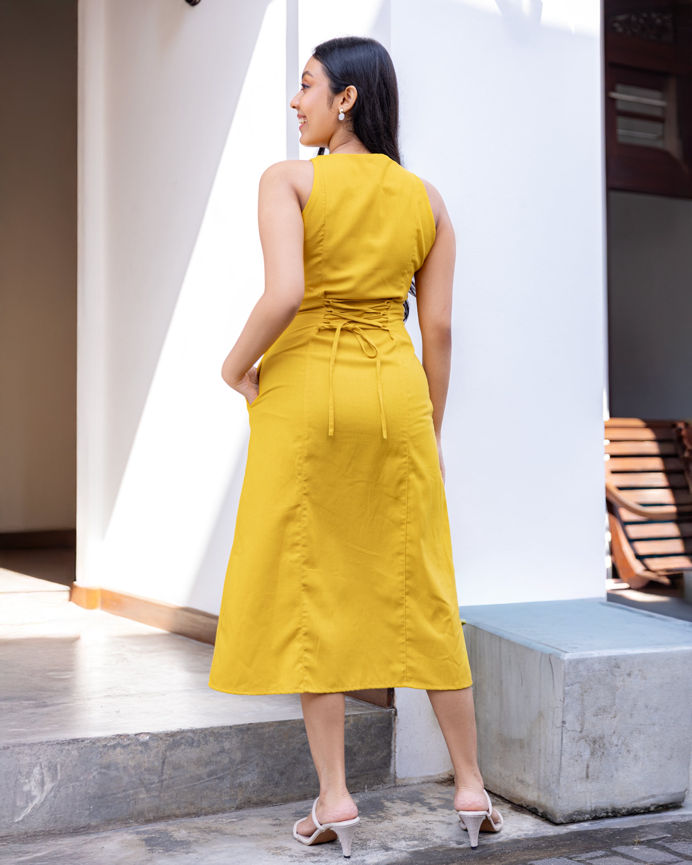 Aheli Linen Button down Dress - Yellow