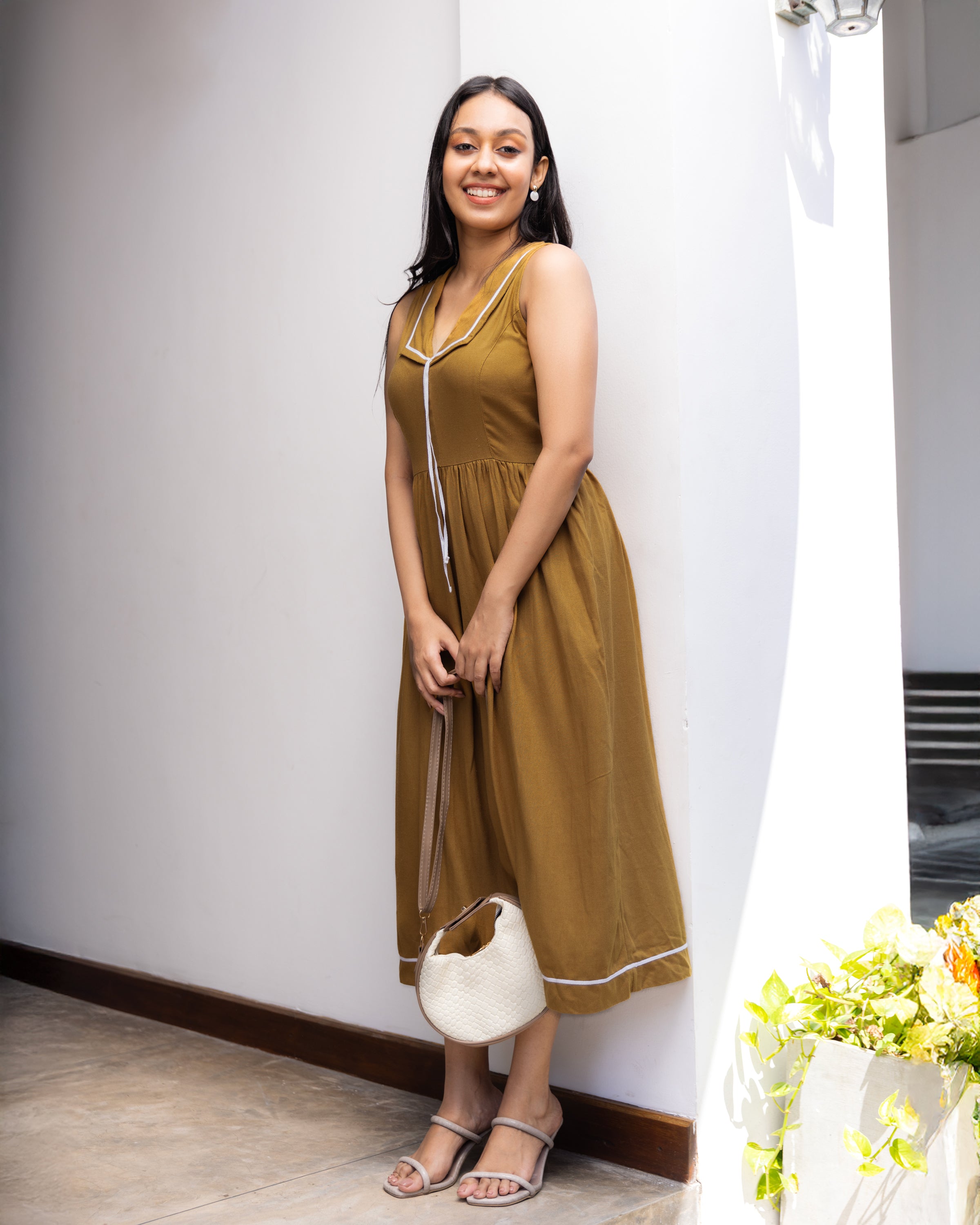 Nyle Linen Midi Dress - Bronze