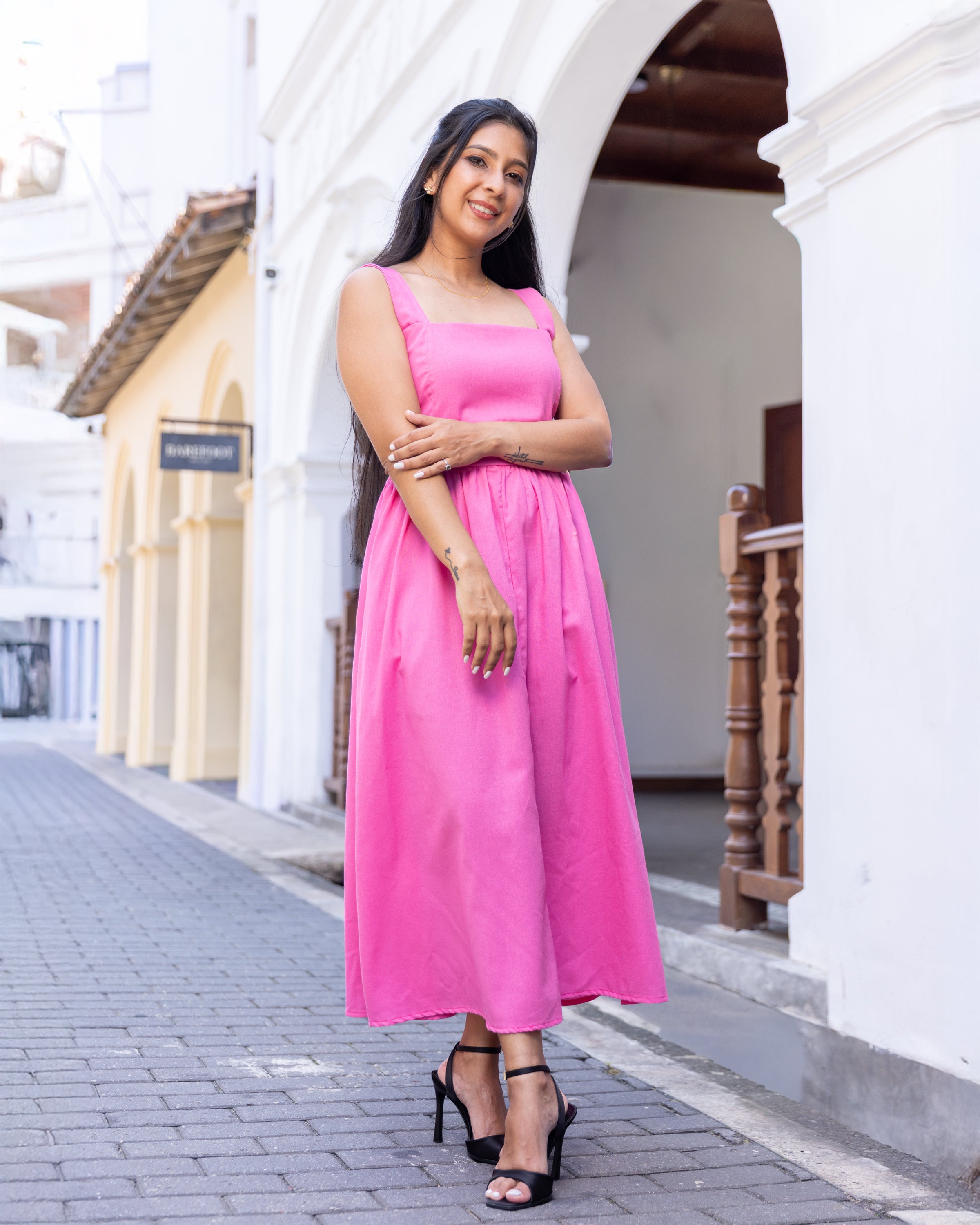 Lady in Pink Linen Midi Dress