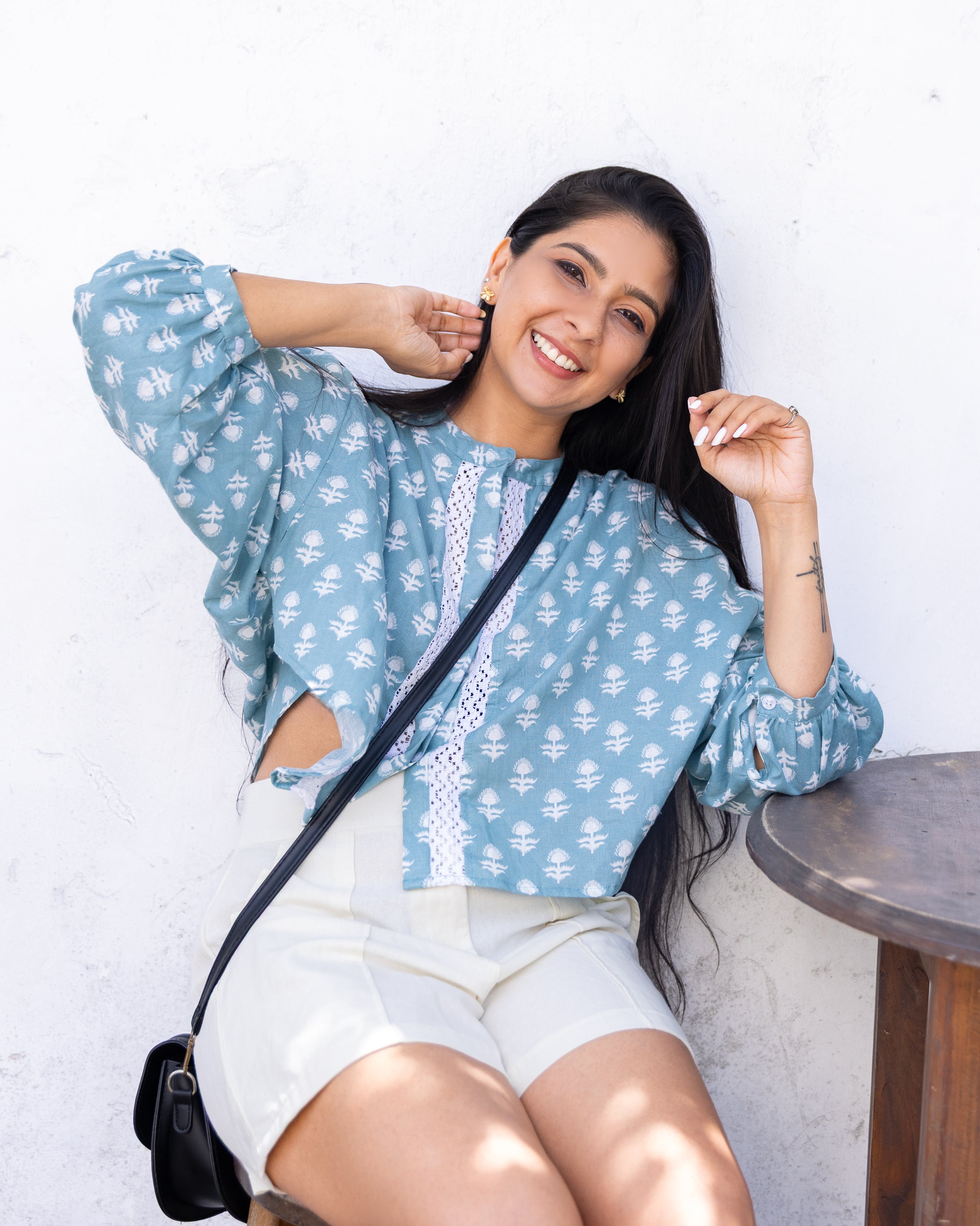 Sonam Cutlon Detailed Oversized Crop Top - Printed