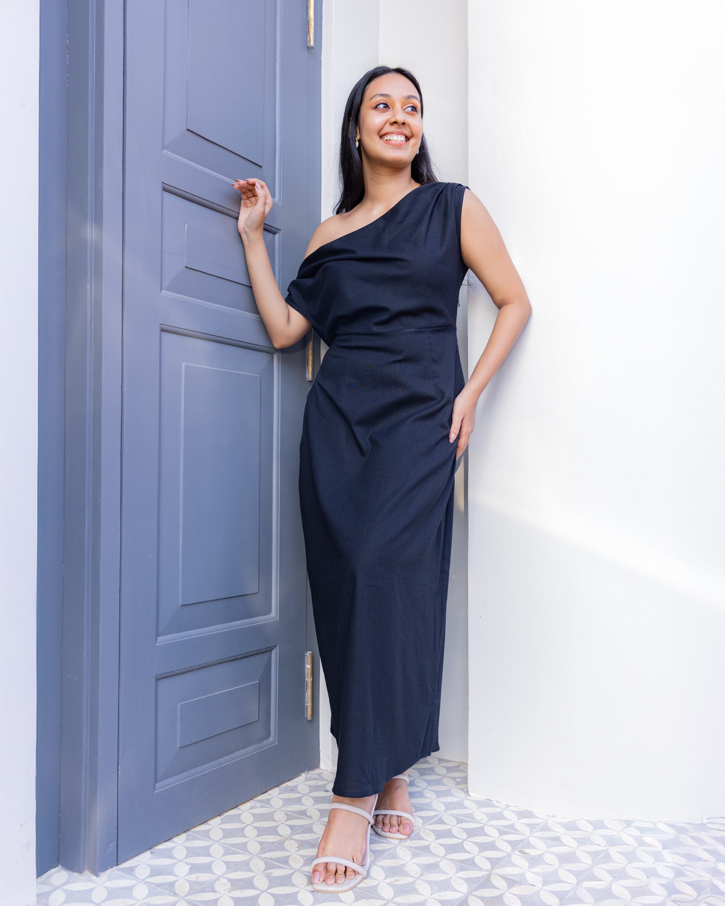 Lilith Off Shoulder Maxi Dress - Black