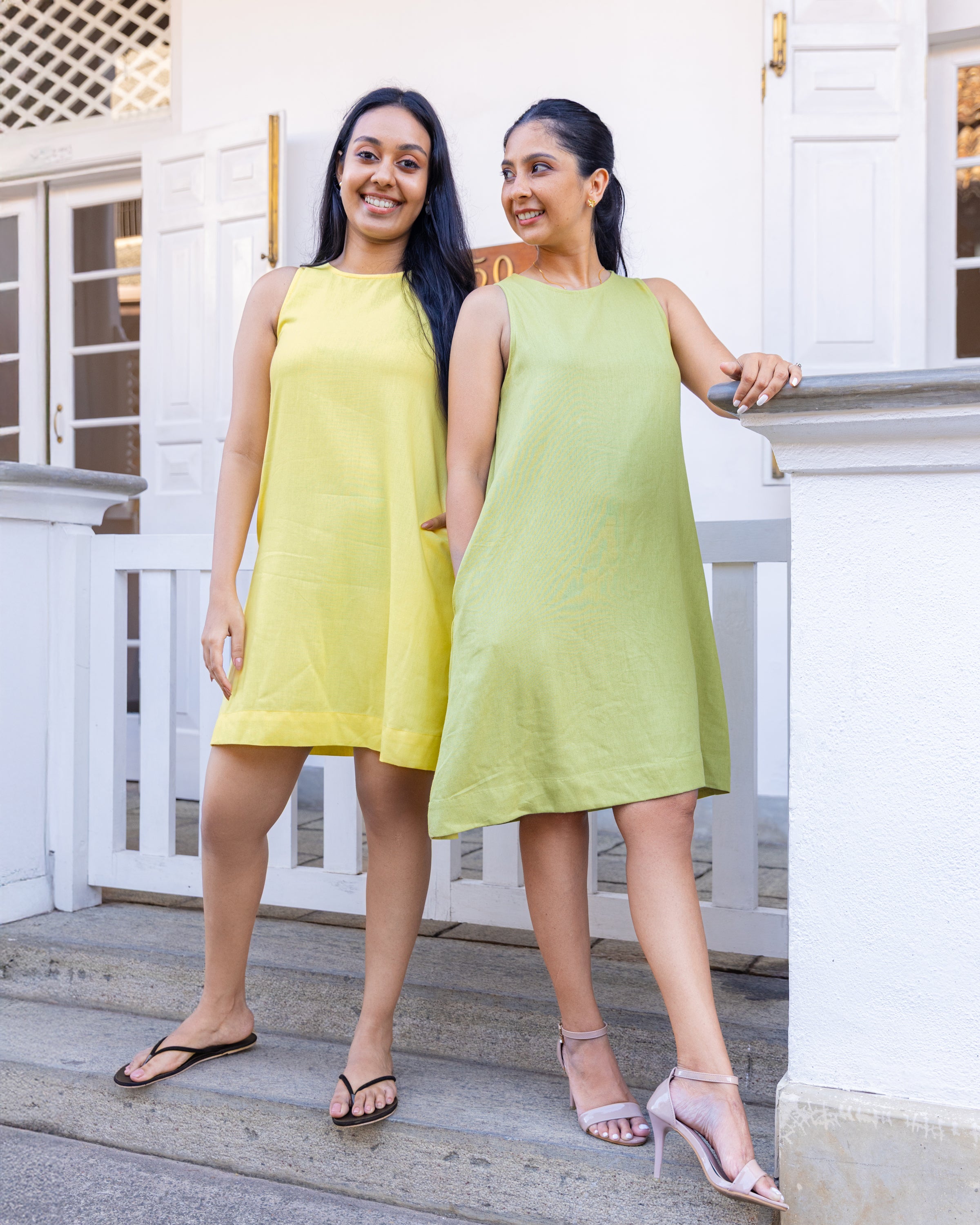 Of Cosy Linen Shift Dress - Yellow