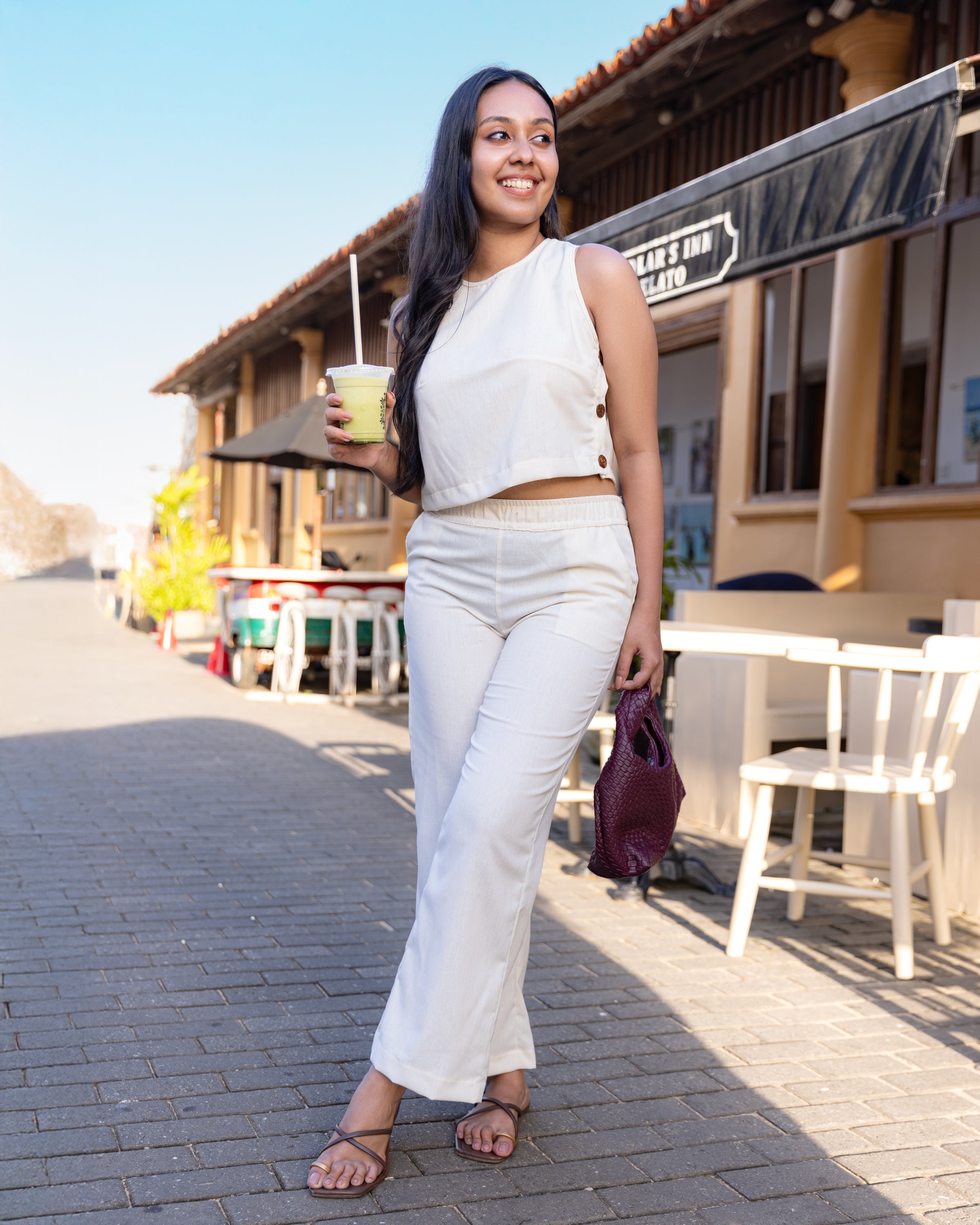 Vienna Linen Sleeveless Crop Top - Ivory