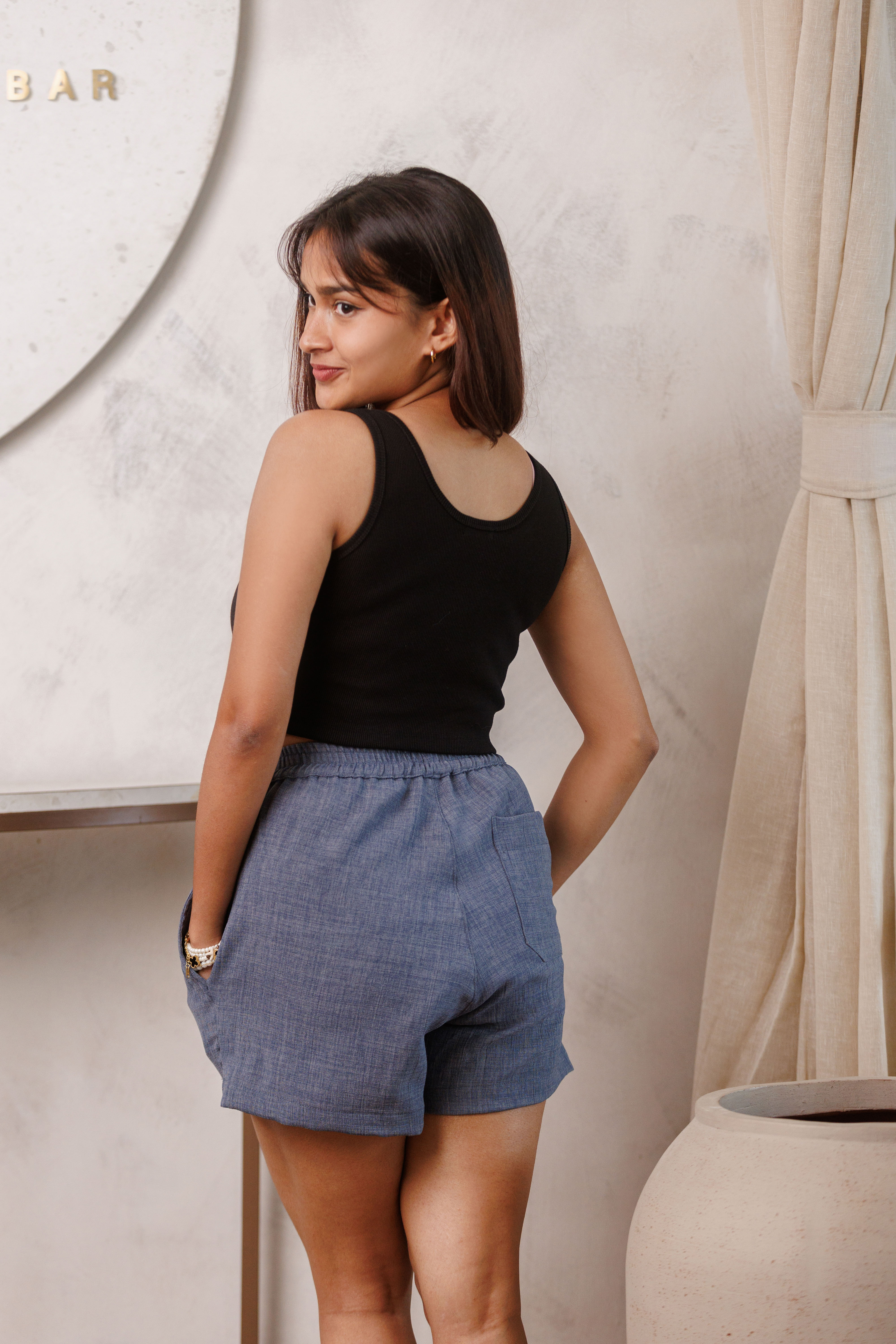 Winnie Ribb Crop Top - Black